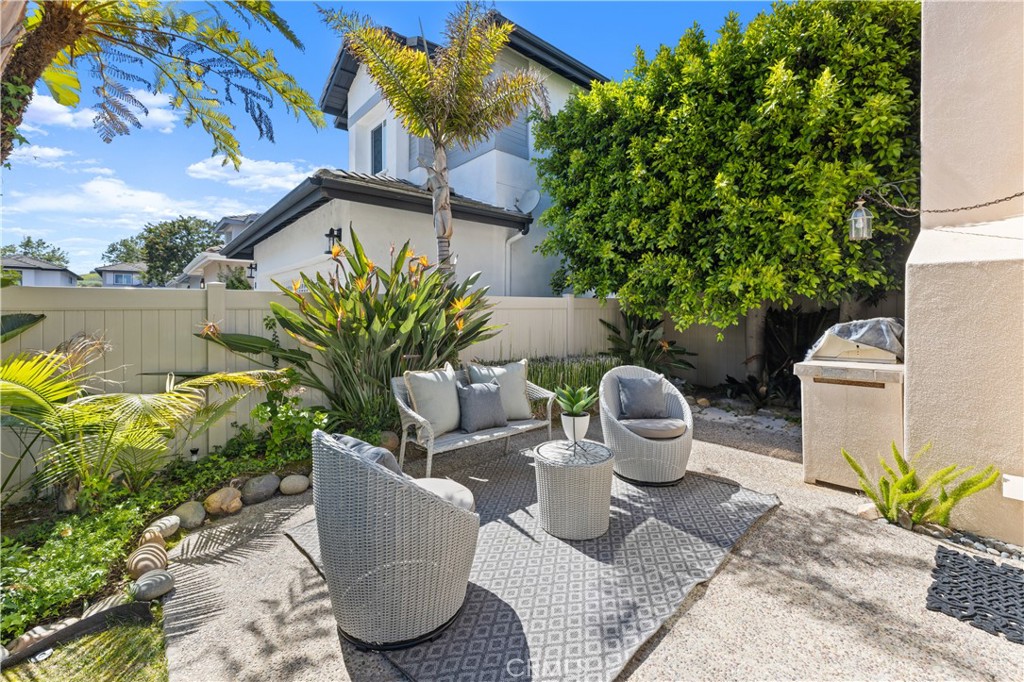 MLS #OC25059045 image #3