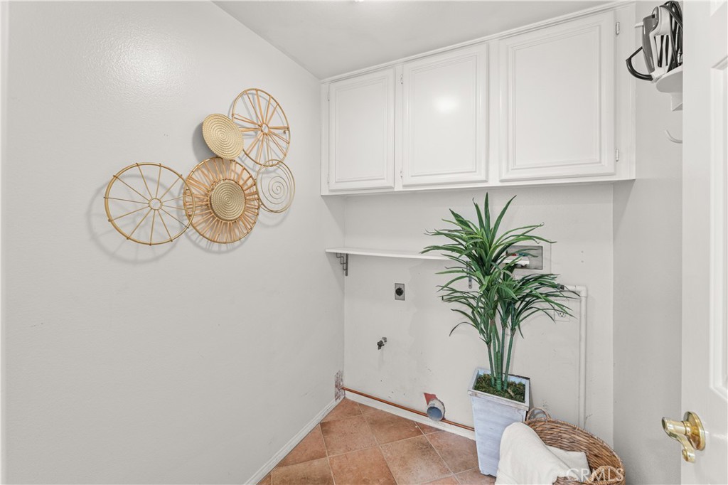 MLS #OC25059045 image #37