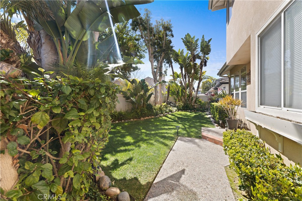 MLS #OC25059045 image #5