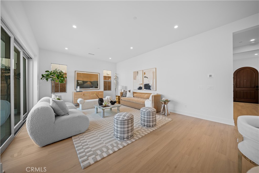 MLS #OC25059557 image #10