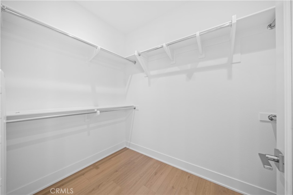 MLS #OC25059557 image #24