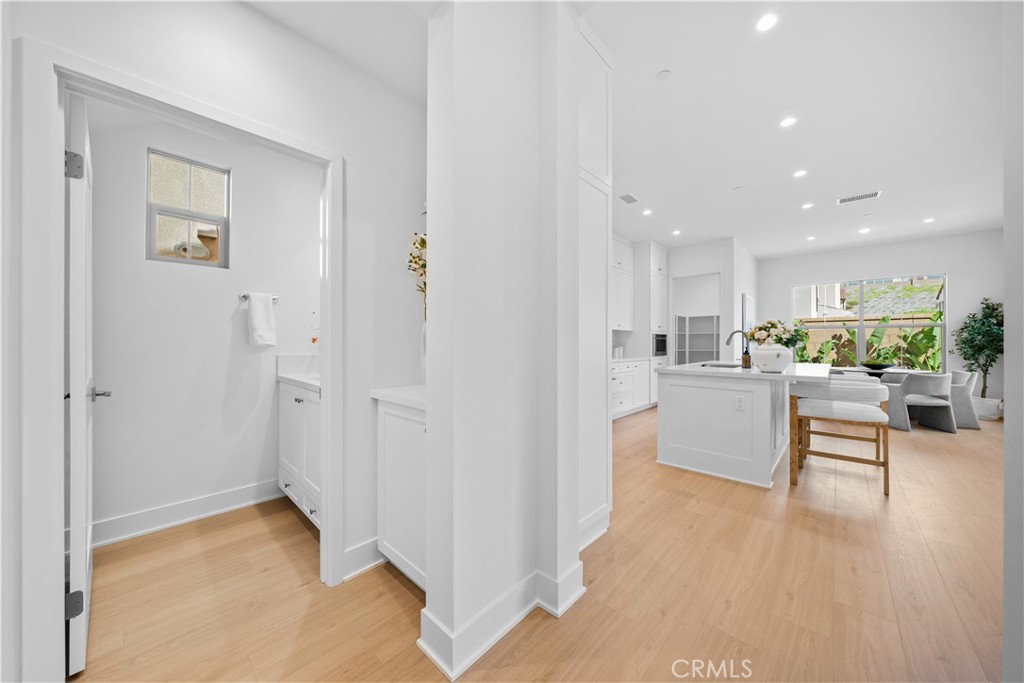 MLS #OC25059557 image #3