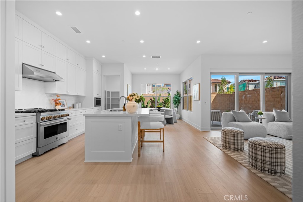 MLS #OC25059557 image #4