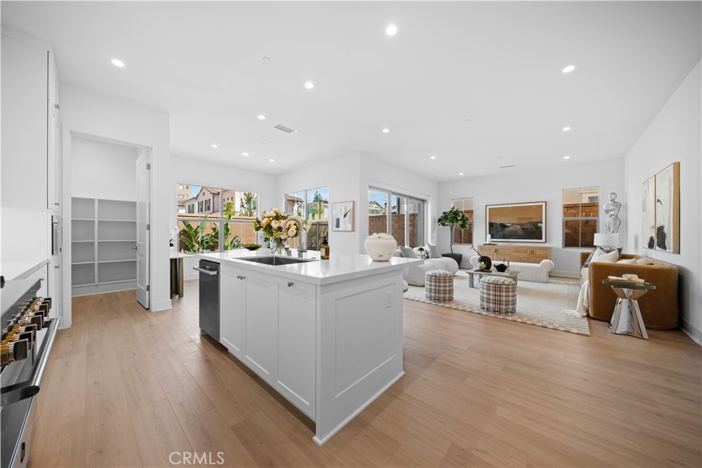 MLS #OC25059557 image #7