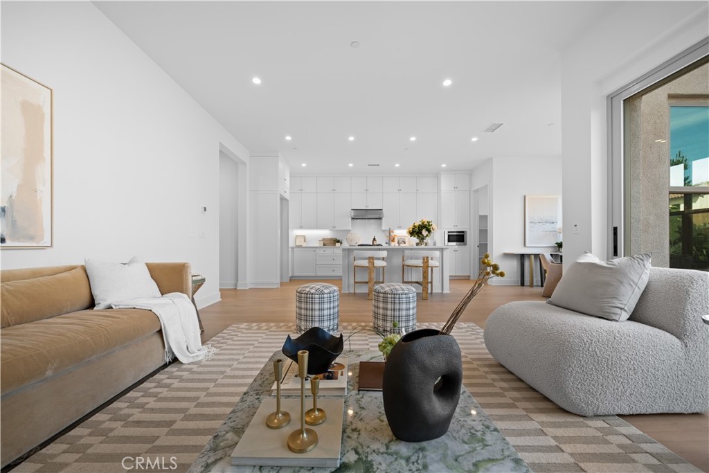 MLS #OC25059557 image #9