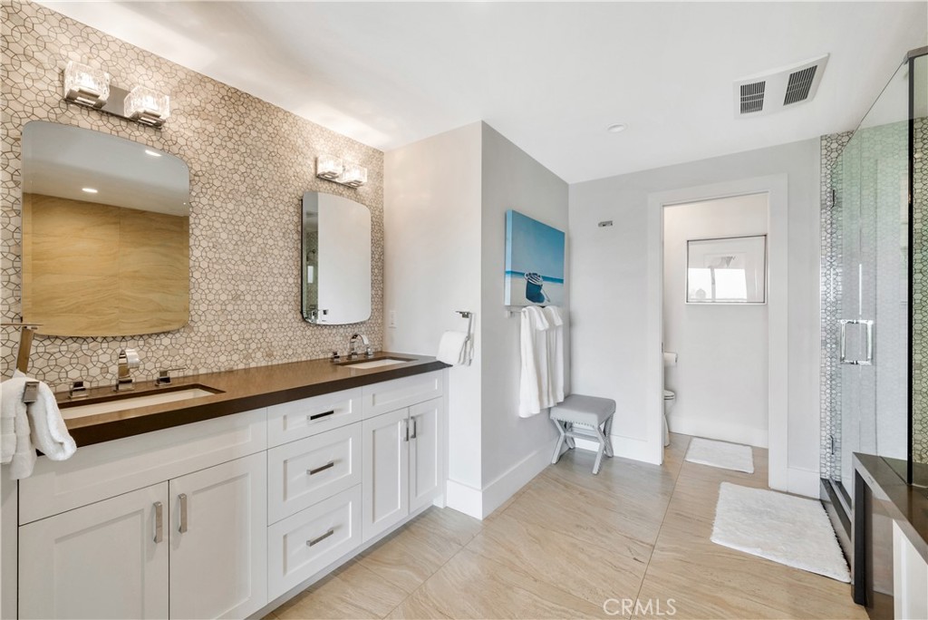 MLS #OC25060159 image #13