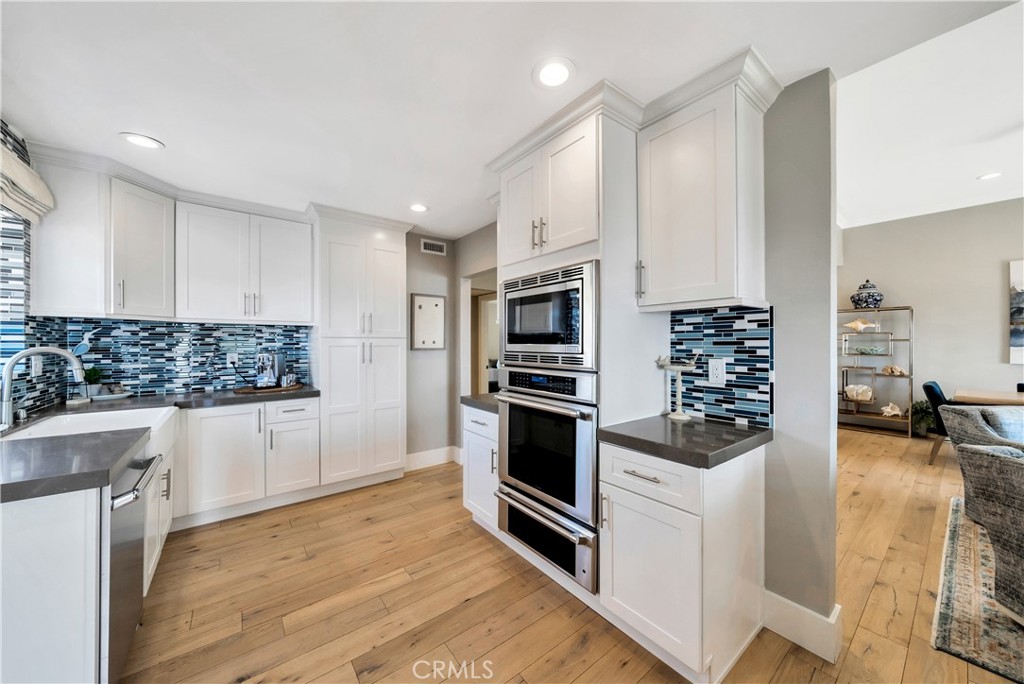 MLS #OC25060159 image #30