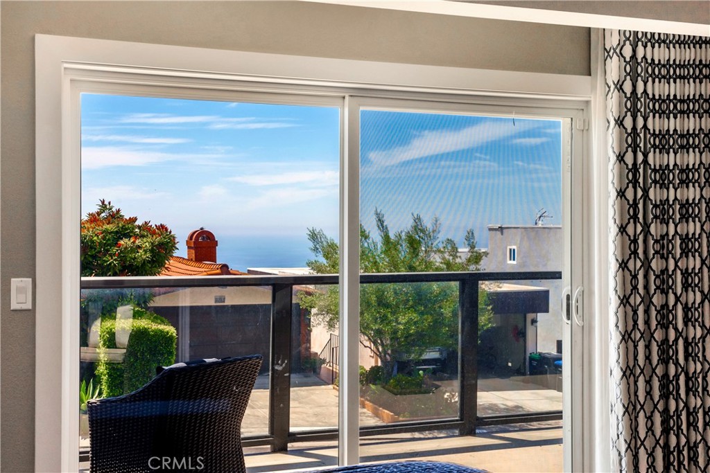 MLS #OC25060159 image #8