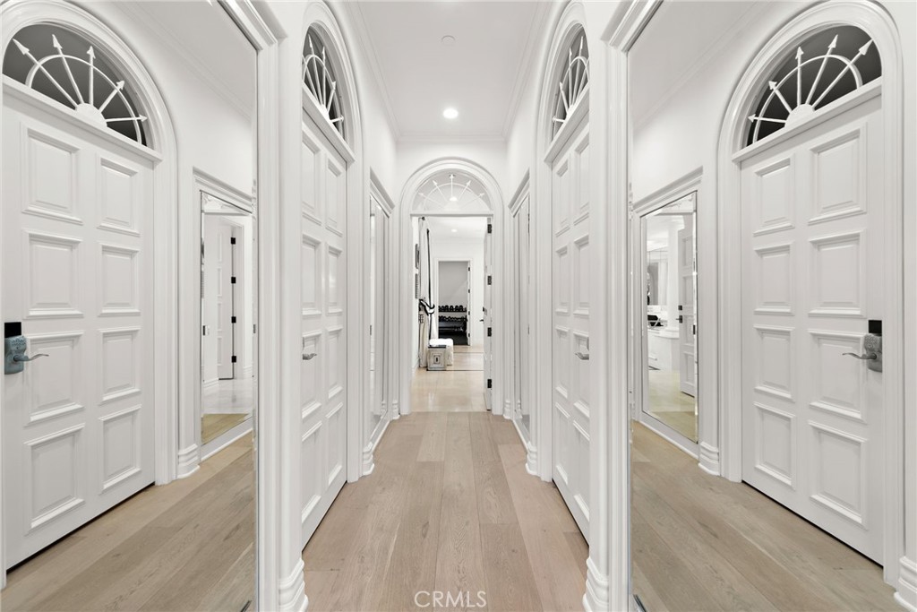 MLS #OC25060196 image #35