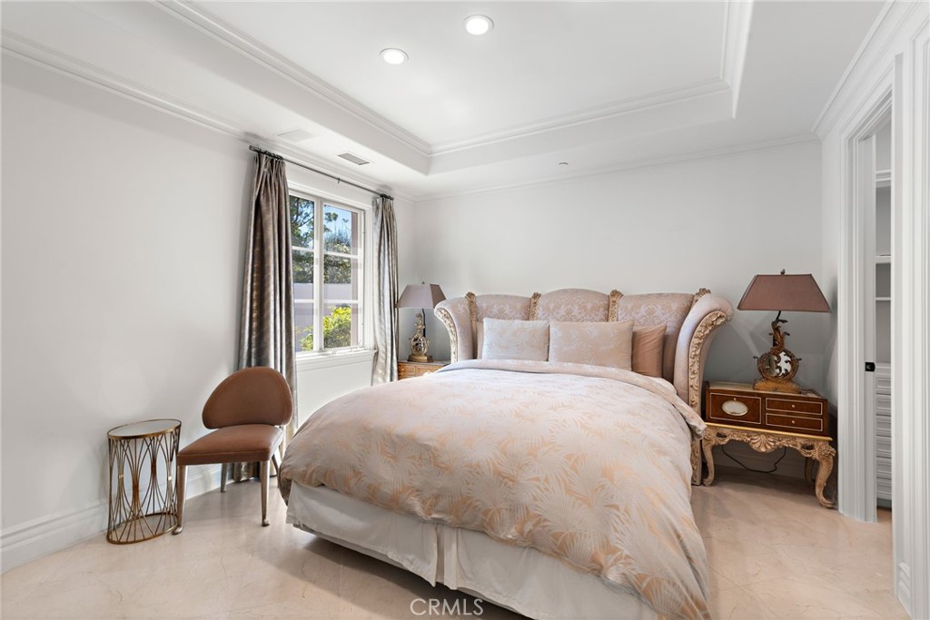 MLS #OC25060196 image #38