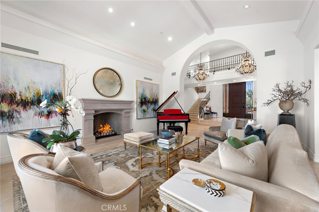 MLS #OC25060196 image #8