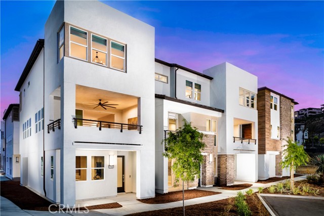 MLS #OC25060594 image #0