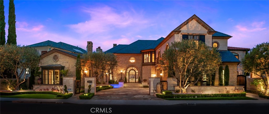 MLS #OC25061381 image #0