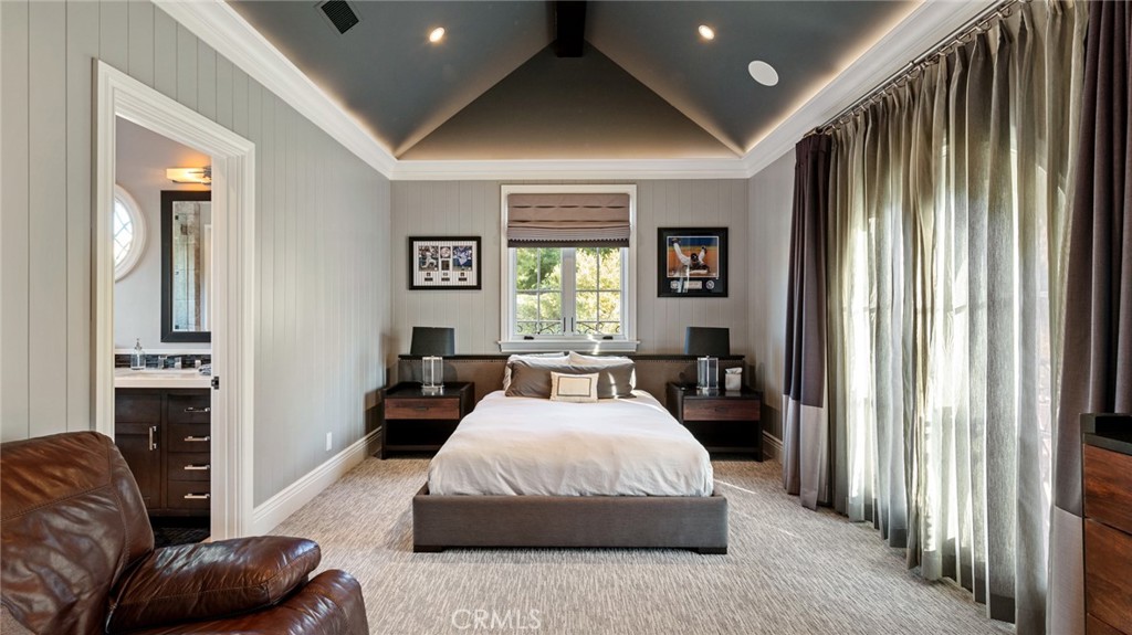 MLS #OC25061381 image #15