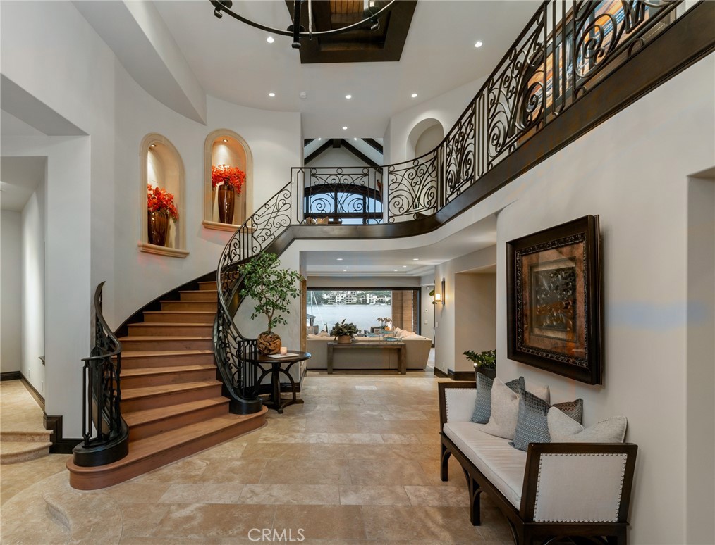 MLS #OC25061381 image #3