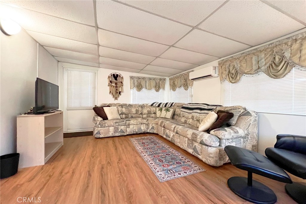 MLS #OC25062366 image #7