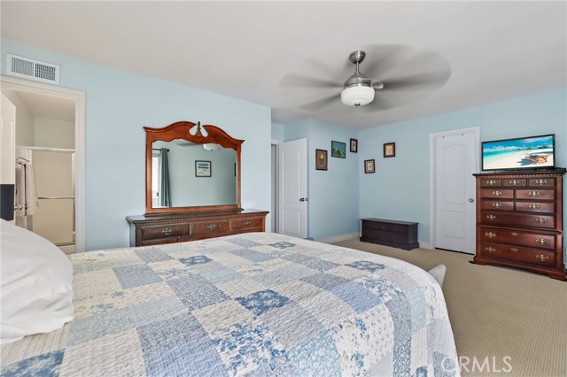 MLS #OC25062822 image #21