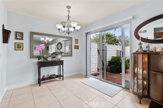 MLS #OC25062822 image #6