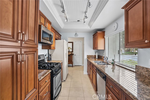 MLS #OC25062822 image #9