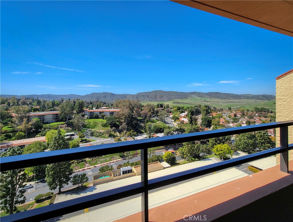 MLS #OC25062881 image #16