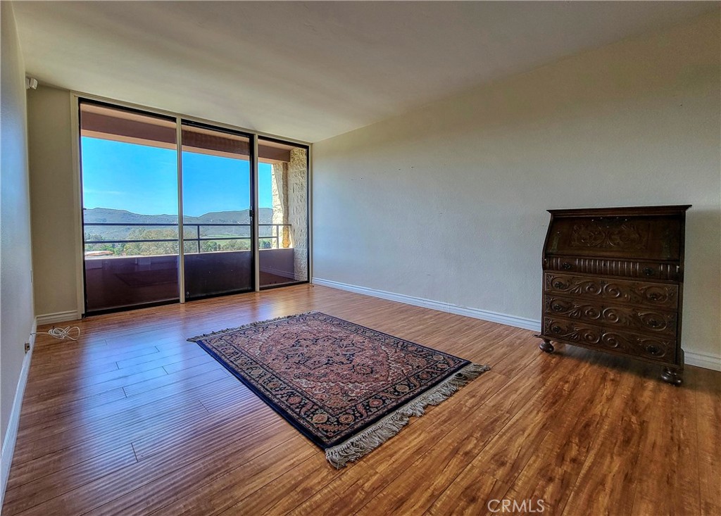 MLS #OC25062881 image #17