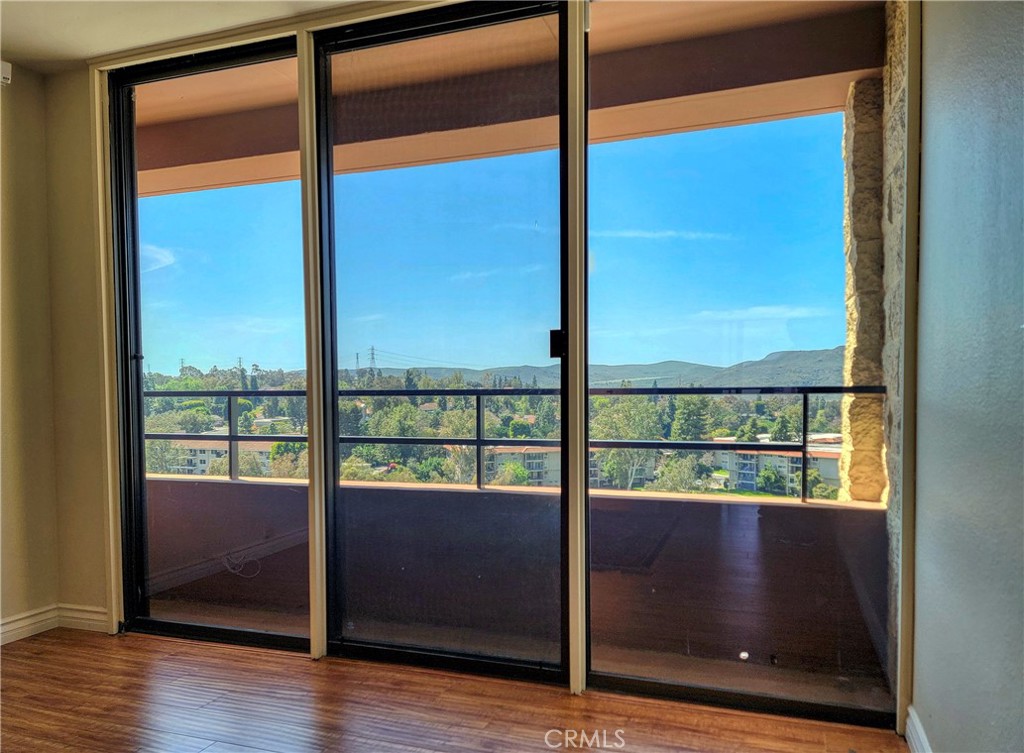 MLS #OC25062881 image #18