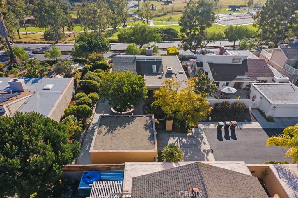 MLS #OC25063246 image #1