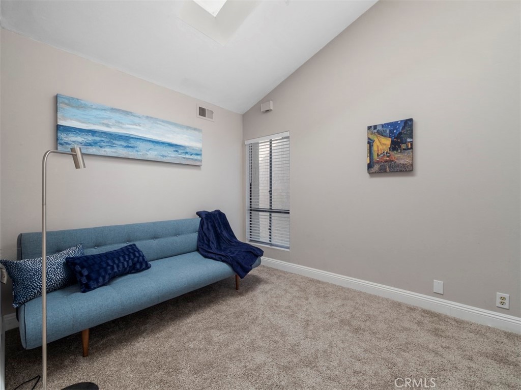 MLS #OC25063246 image #10