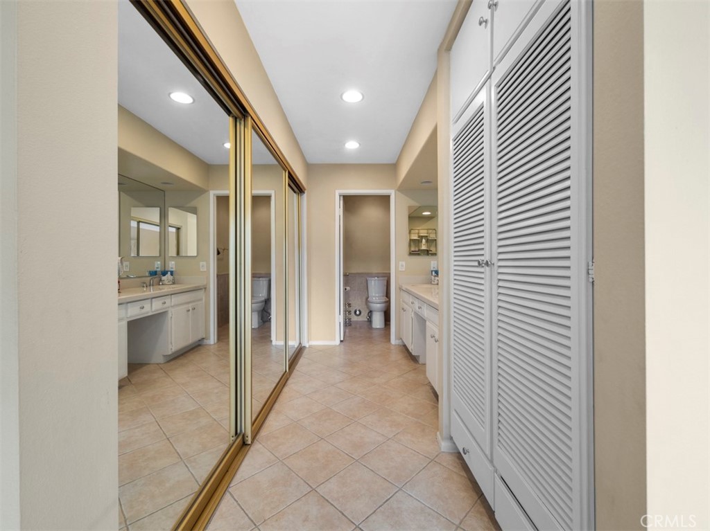 MLS #OC25063246 image #18