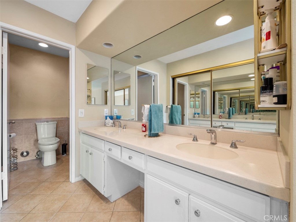 MLS #OC25063246 image #19