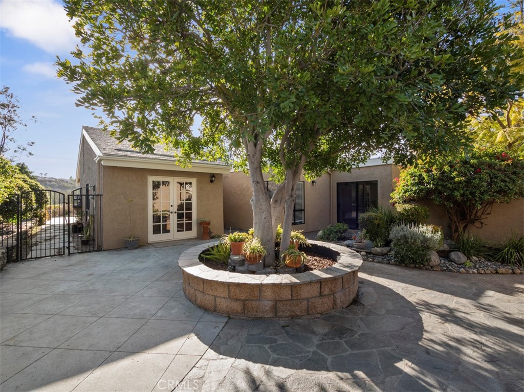 MLS #OC25063246 image #37