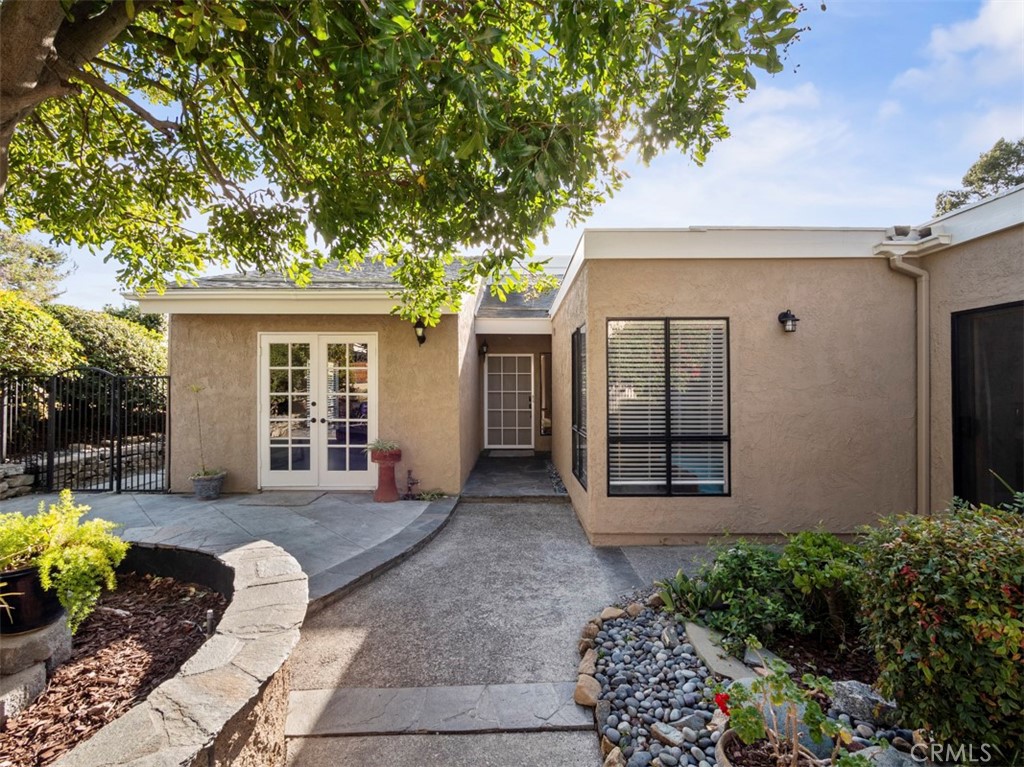 MLS #OC25063246 image #40