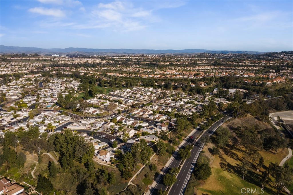 MLS #OC25063246 image #6