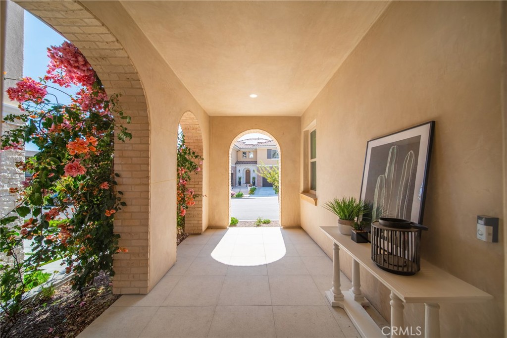 MLS #OC25063588 image #1