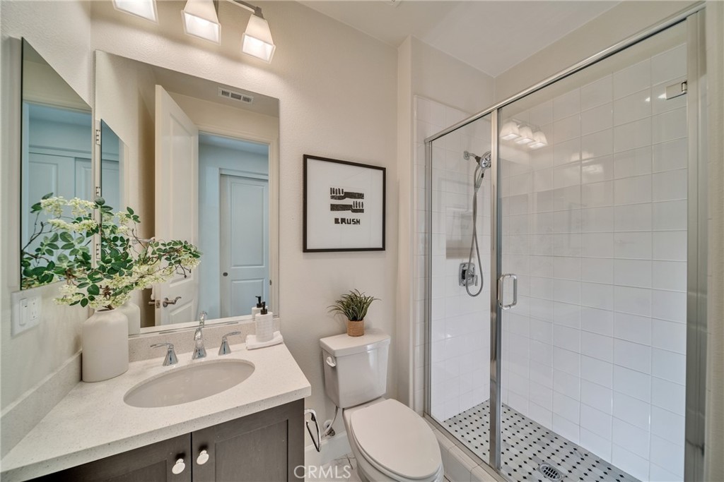 MLS #OC25063588 image #13