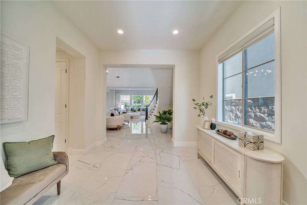 MLS #OC25063588 image #17