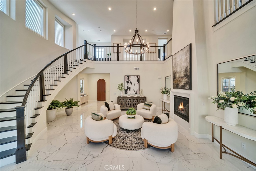 MLS #OC25063588 image #2