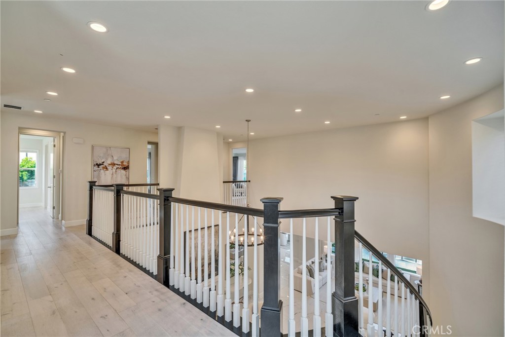 MLS #OC25063588 image #27