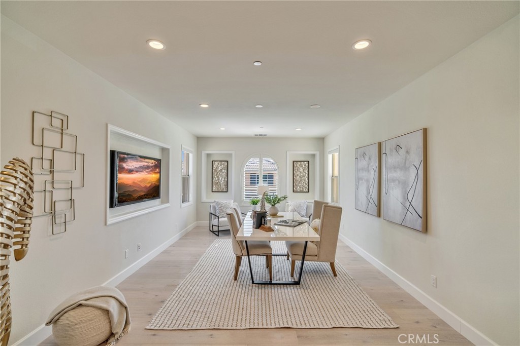 MLS #OC25063588 image #28