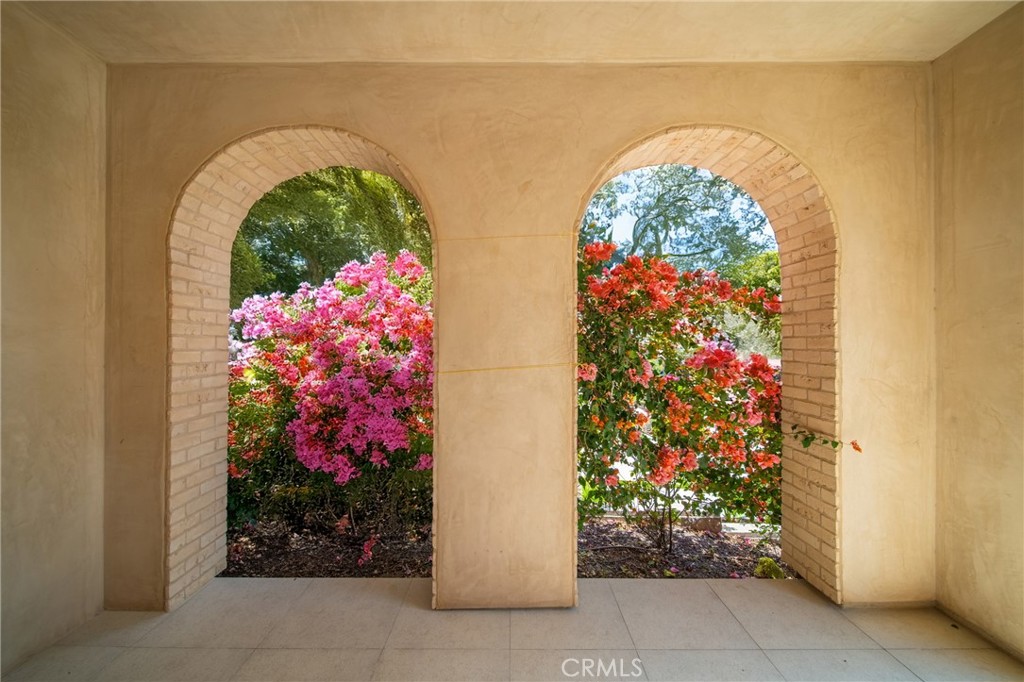 MLS #OC25063588 image #3