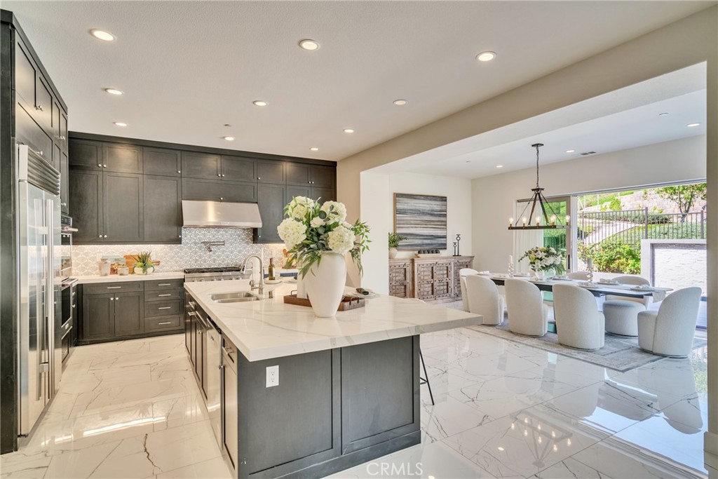 MLS #OC25063588 image #8