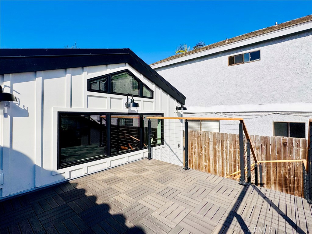 MLS #OC25063671 image #11