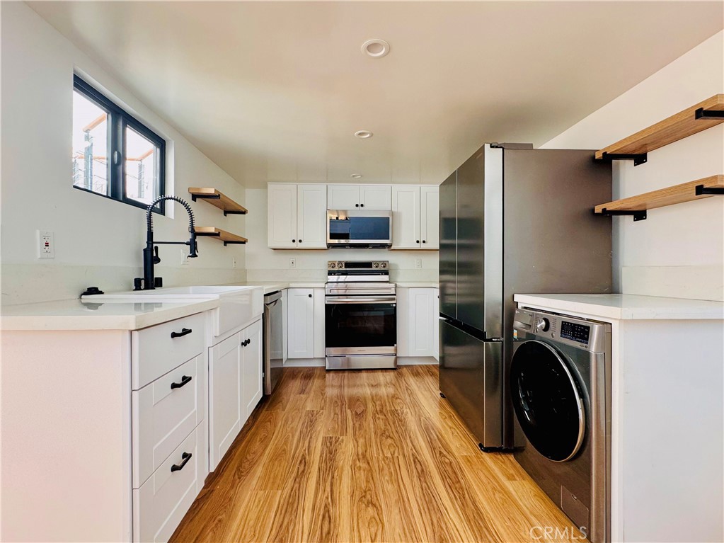 MLS #OC25063671 image #2