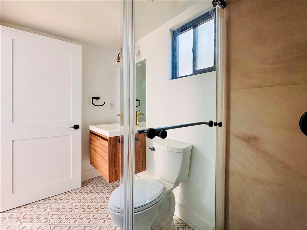 MLS #OC25063671 image #6