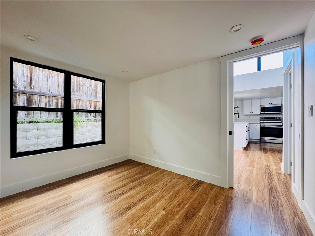 MLS #OC25063671 image #8