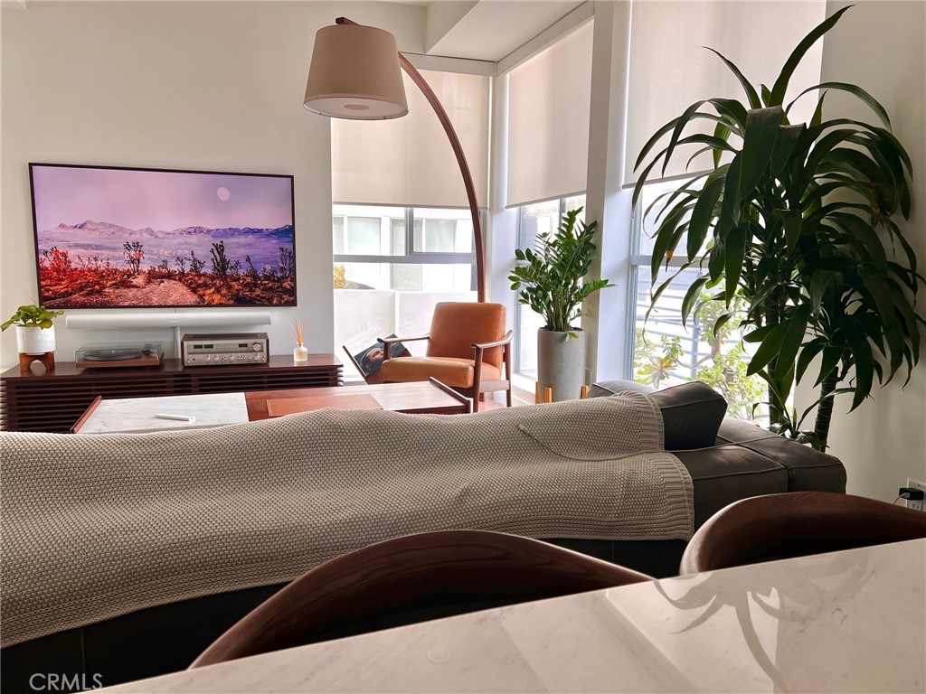 MLS #OC25063760 image #4