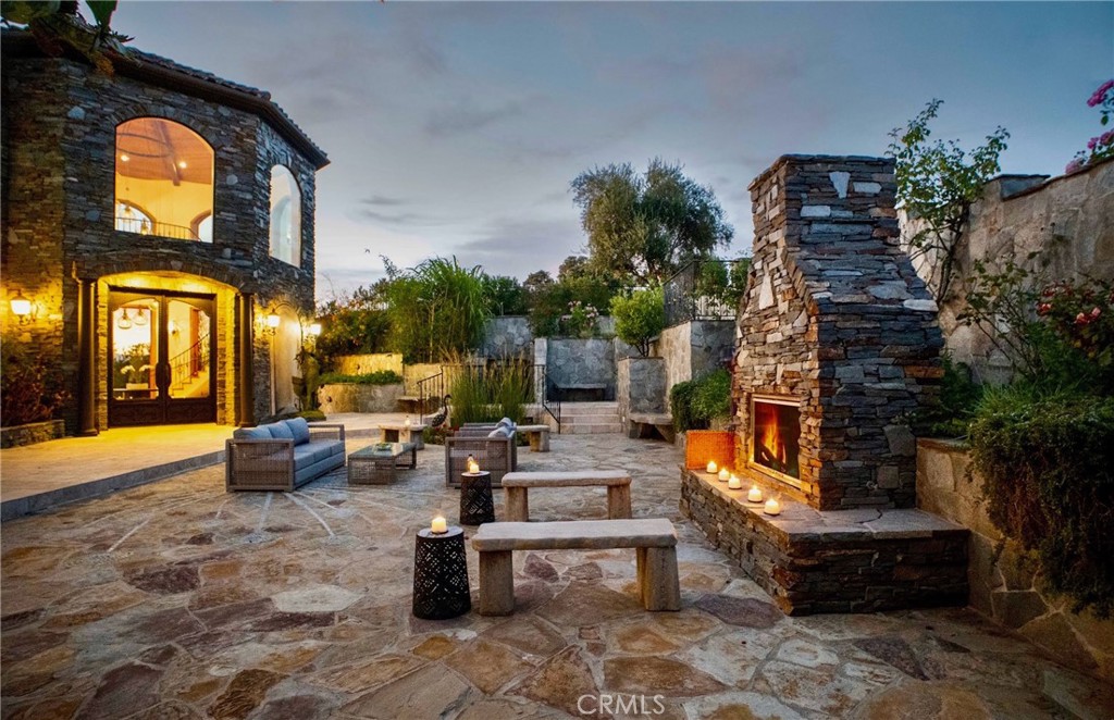 MLS #OC25064296 image #1