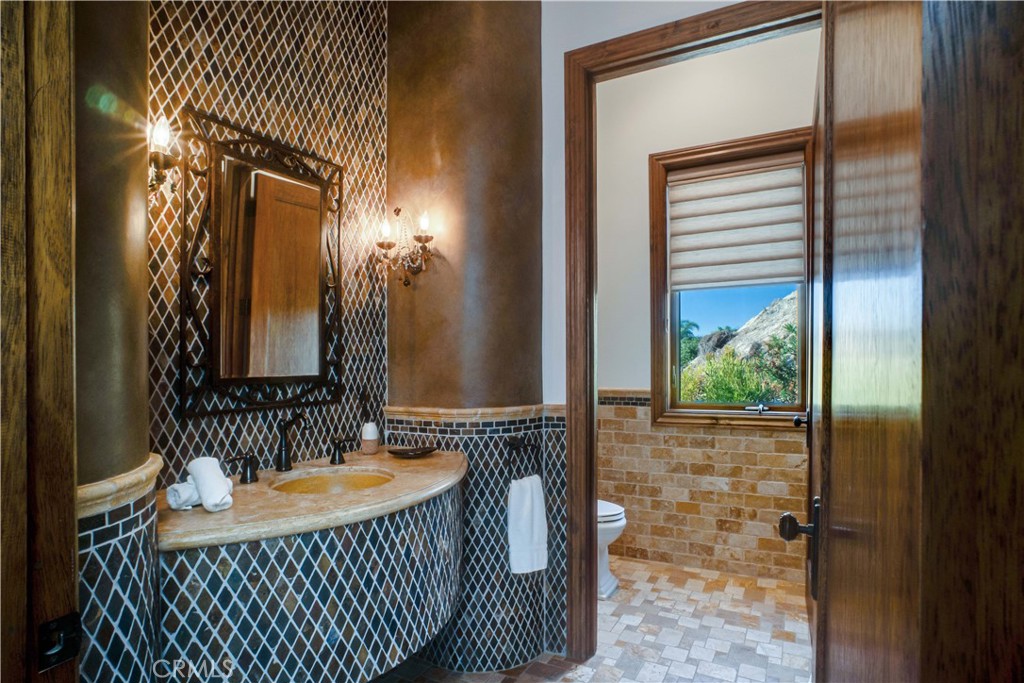 MLS #OC25064296 image #15