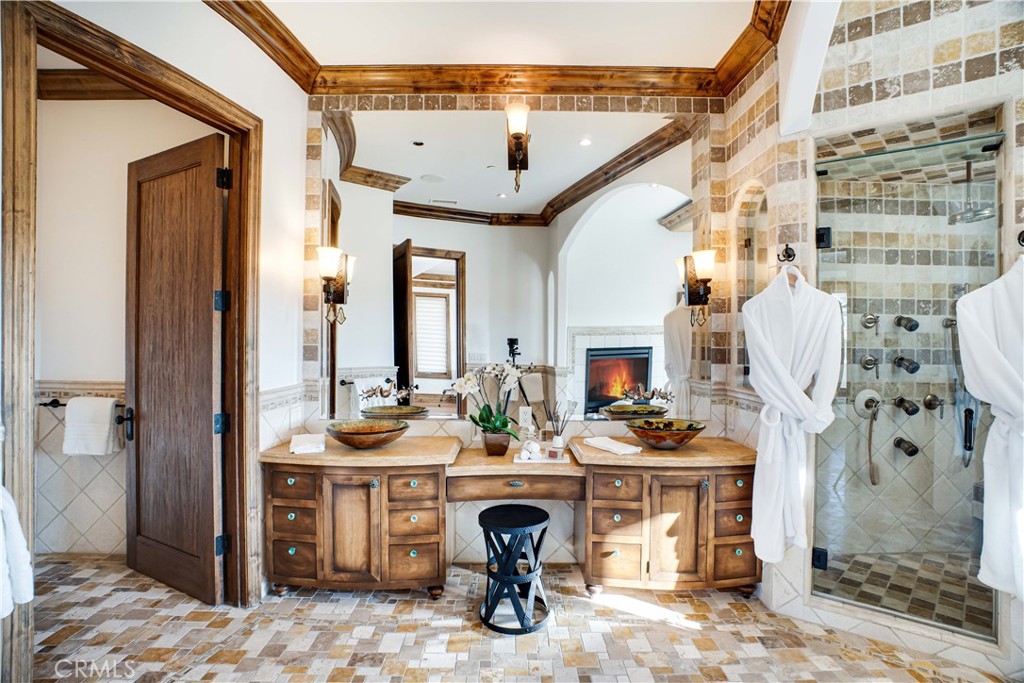 MLS #OC25064296 image #23