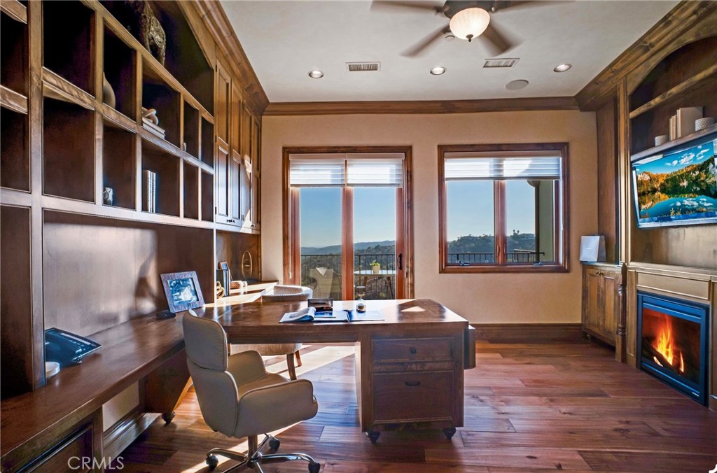 MLS #OC25064296 image #26